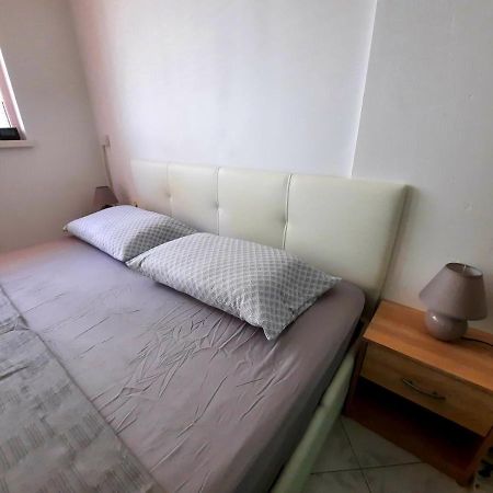 Apartment Міа Βάρνα Εξωτερικό φωτογραφία