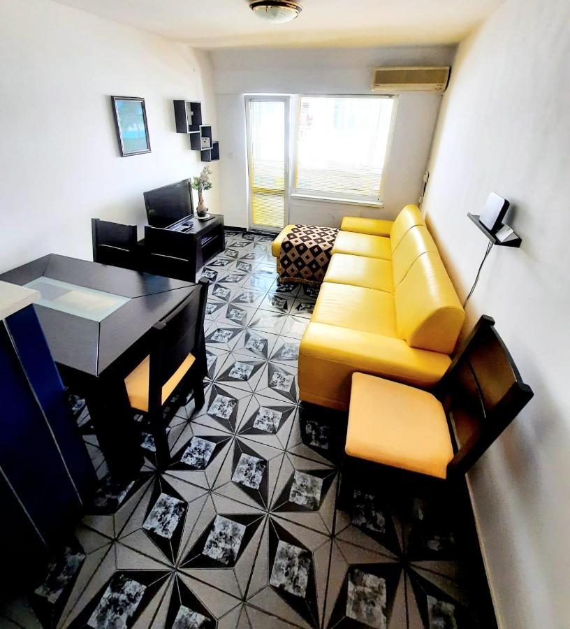 Apartment Міа Βάρνα Εξωτερικό φωτογραφία